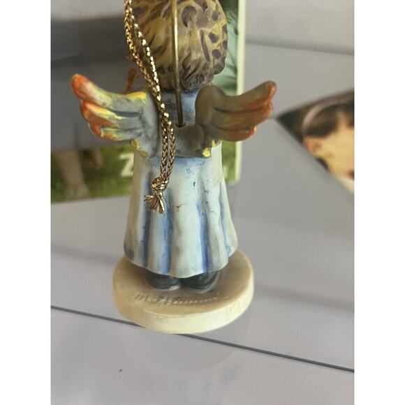 M.I. Hummel Little Drummer 3.25”H #935481 Mint Condition Original Box Holiday - Picture 4 of 6